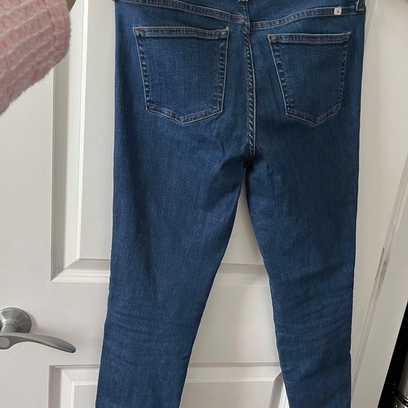 Aritzia Sunday Best | Switch High Rise Skinny in 90s Medium - Size 28 - Picture 4 of 4